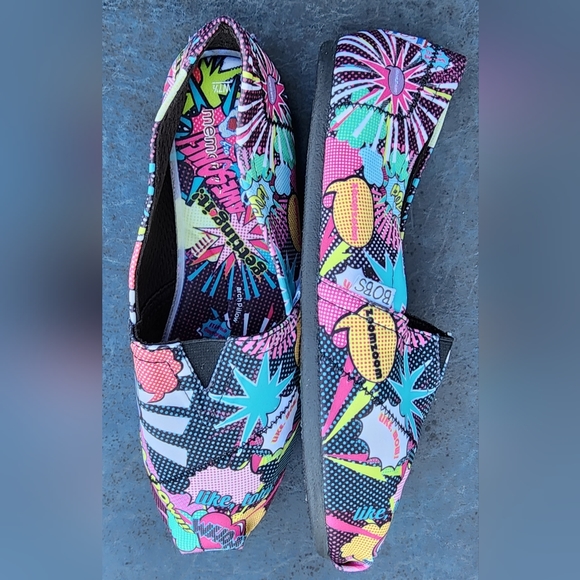 Comic Book BOBS Flats - 7.5 Size - Picture 4 of 10